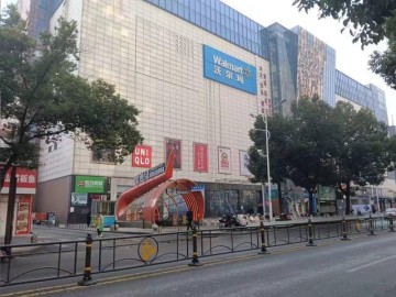 开元棋牌app下载-湖北咸宁千名业主买“包租商铺”被“套牢”：12年只收到3万元返利